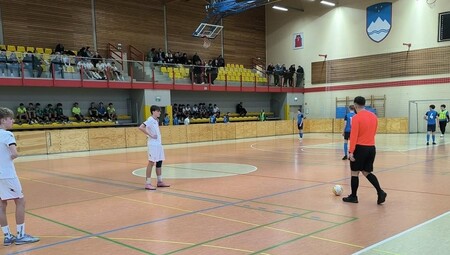 U15 NK Fužinar Ravne na turnirju v Dravogradu pokazali borbenost in ekipni duh (2)